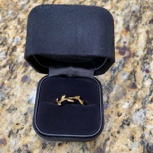 Tiffany & Co. 18K Olive Branch Narrow Ring